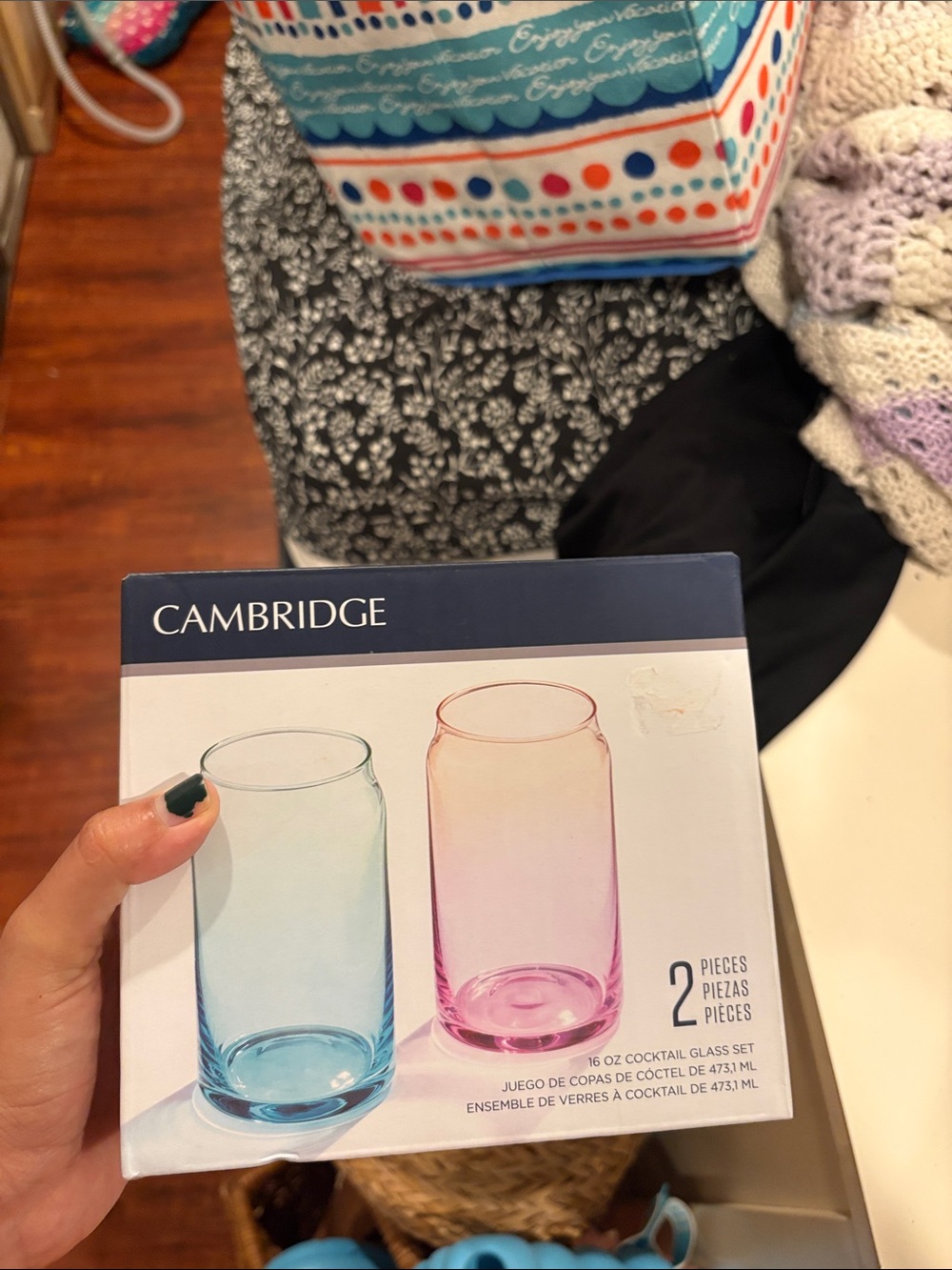 2-Piece Colored Cocktail Glass Set - Blue & Pink